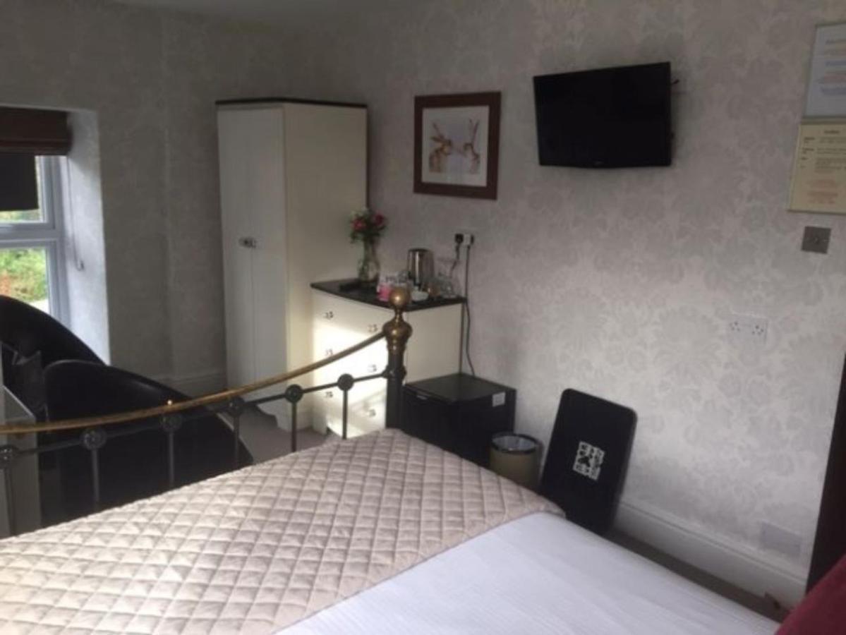 Glenville House - Adults Only - Incl Free Off-Site Health Club With Swimming Pool, Hot Tub, Sauna & Steam Room 보우네스온윈더미어 외부 사진